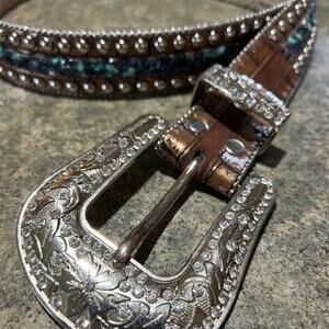 Western Leather Belt with silver floral buckle. Women’s size L